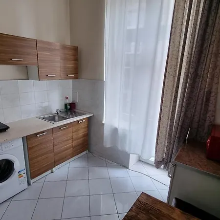 Florian 8 Apartman