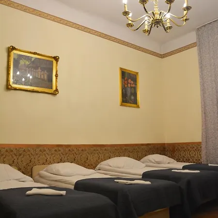 Florian 8 Apartman *
